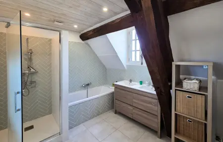 Maison 6 chambres avec piscine privée à Manthelan : photo 18