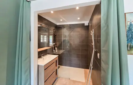 Maison 6 chambres avec piscine privée à Manthelan : photo 19