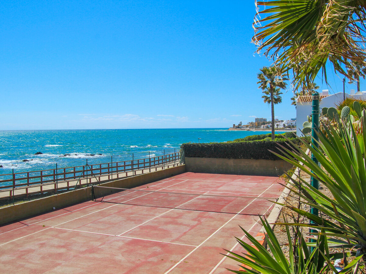 Maison moderne face à la plage à Mijas Costa - Photo 27