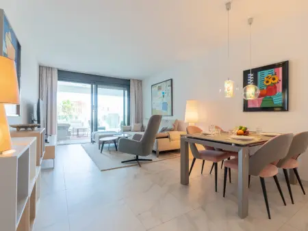 Appartement 80 m² vue piscine à Estepona : photo 2