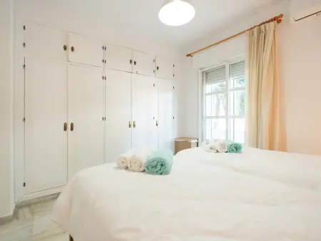 Appartement 102m² vue montagne, piscine & plage à 100m : photo 12