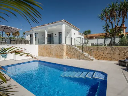 Location villa à Mijas, Villa confortable, vue montagne, piscine privÃ©e - 8 pers.