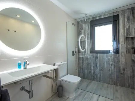 Villa confortable, vue montagne, piscine privÃ©e - 8 pers. - Photo 13