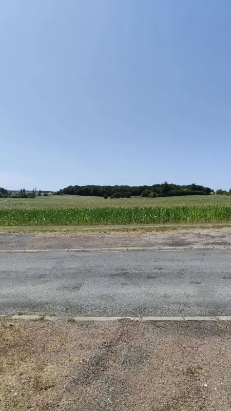 Studio 40 m² avec terrasse privée et parking à Breuillet : photo 5