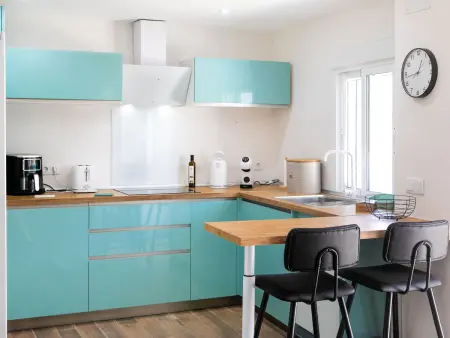 Alta, maison 3 étages avec piscine à Jete : photo 5