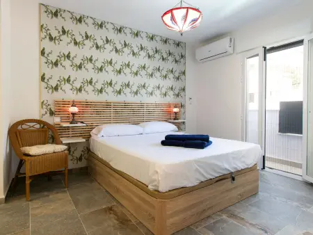 Alta, maison 3 étages avec piscine à Jete : photo 14