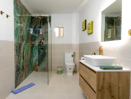 Alta, maison 3 étages avec piscine à Jete : photo 17