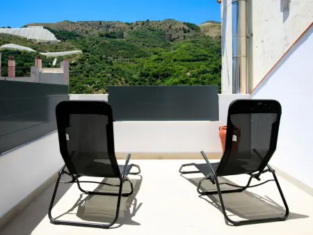Alta, maison 3 étages avec piscine à Jete : photo 21