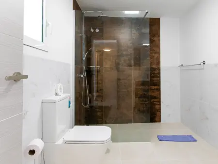 Alta, maison 3 étages avec piscine à Jete : photo 22