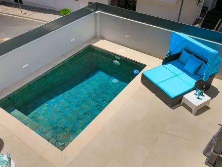 Alta, maison 3 étages avec piscine à Jete : photo 37