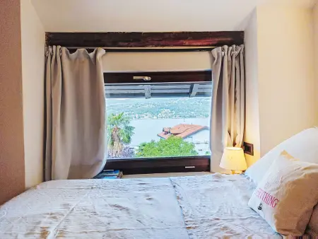 Appartement da Emma à Ranco, vue sur le lac : photo 20