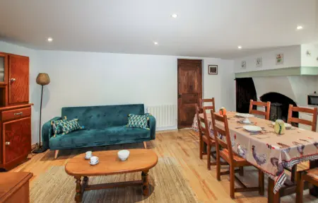 Maison de campagne 70 m² avec terrasse à Saint-Alban-d'Ay : photo 4