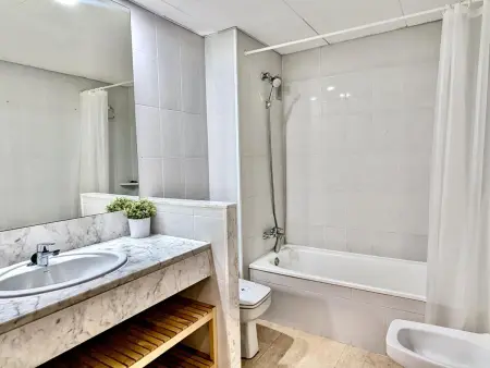 Appartement 93 m² piscine à Tossa de Mar, plage à pied : photo 22