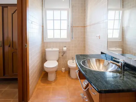 Villa avec piscine privée - 10 pers., Villa 10 personnes à Sils - Photo 13