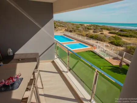 Appartement neuf vue mer à La Mata, terrasse et piscine : photo 8