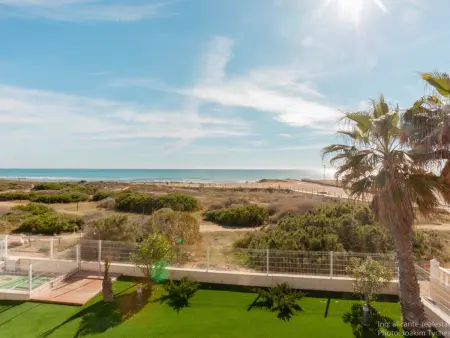 Appartement neuf vue mer à La Mata, terrasse et piscine : photo 28