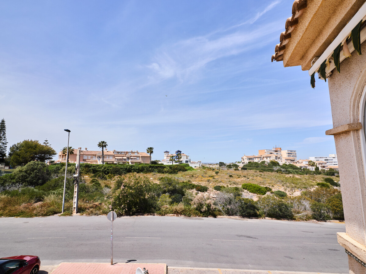 Bungalow 2 chambres avec piscine à Torrevieja - Photo 25