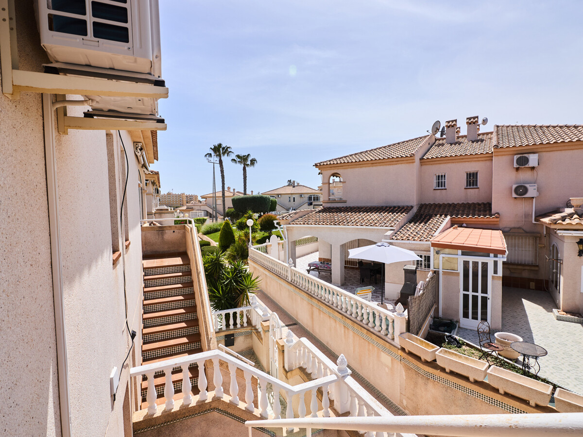 Bungalow 2 chambres avec piscine à Torrevieja - Photo 26