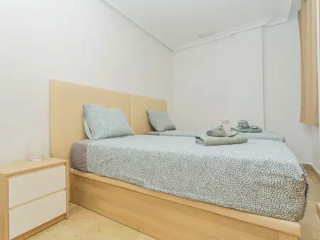 Appartement 111 m² clim centre Torrevieja, 5 pers. : photo 11