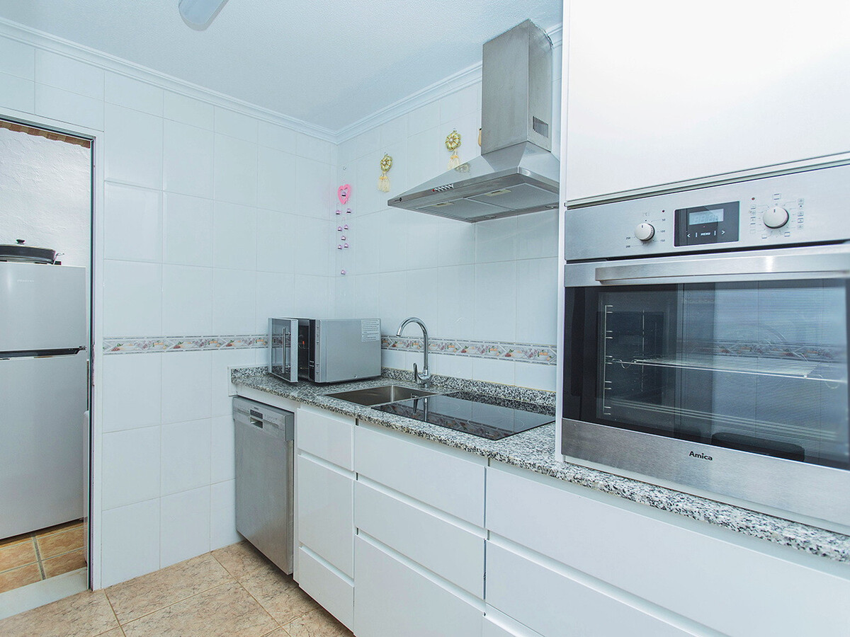Bungalow 6 pers., piscine privée et jardin à Torrevieja - Photo 15