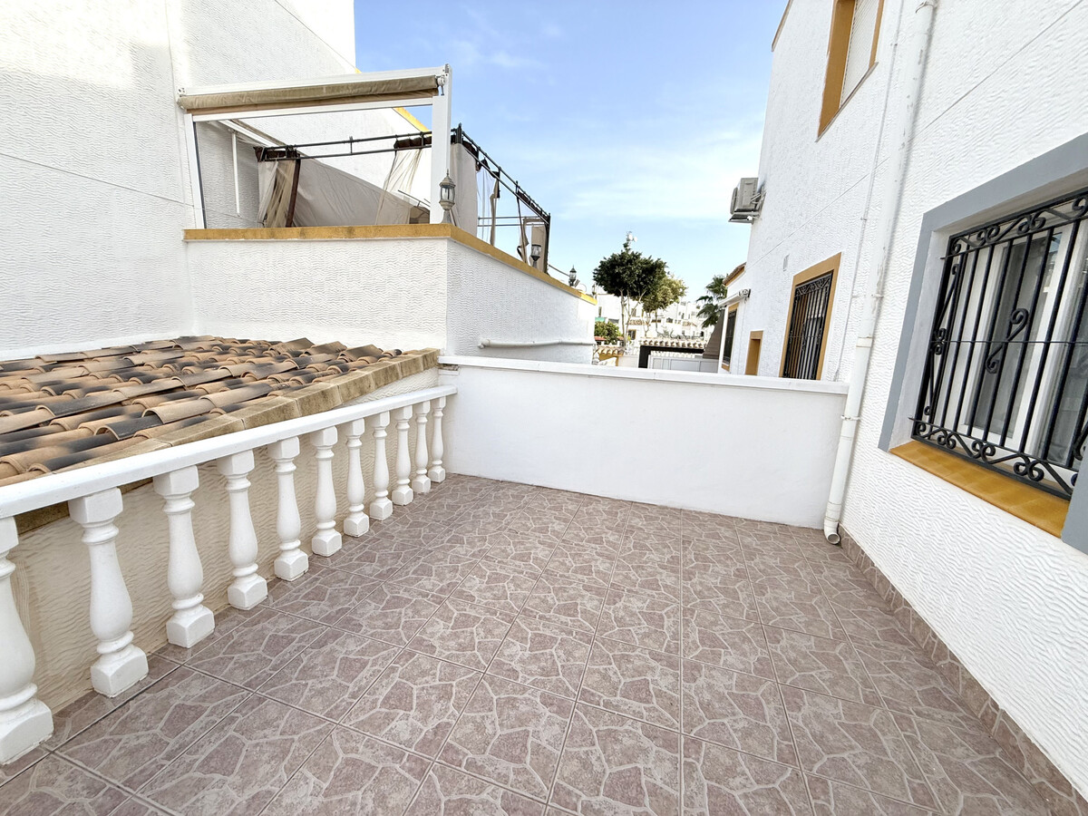 Villa 3 ch. moderne Orihuela Costa, piscine commune - Photo 16