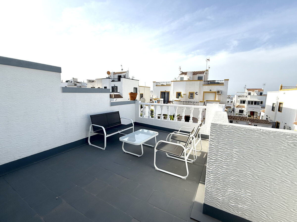 Villa 3 ch. moderne Orihuela Costa, piscine commune - Photo 25