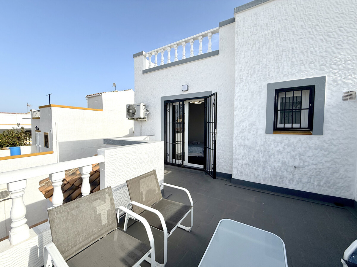 Villa 3 ch. moderne Orihuela Costa, piscine commune - Photo 26