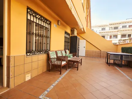 Bungalow 2 chambres à Torrevieja, terrasse face à la mer : photo 25