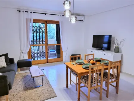 Appartement 52m² La Mata, climatisation, piscine : photo 3