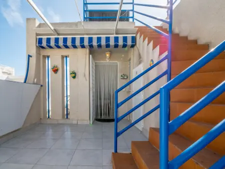 Maison climatisée avec terrasse et piscine à Torrevieja : photo 29