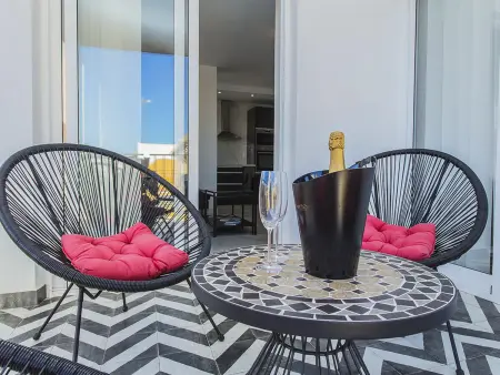 Appartement 79 m² rénové, garage privé près plage Cura : photo 13