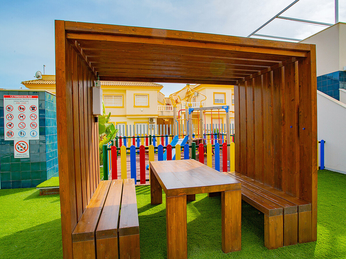 Bungalow 65m² avec terrasse, barbecue et piscine à Cabo Roig - Photo 6
