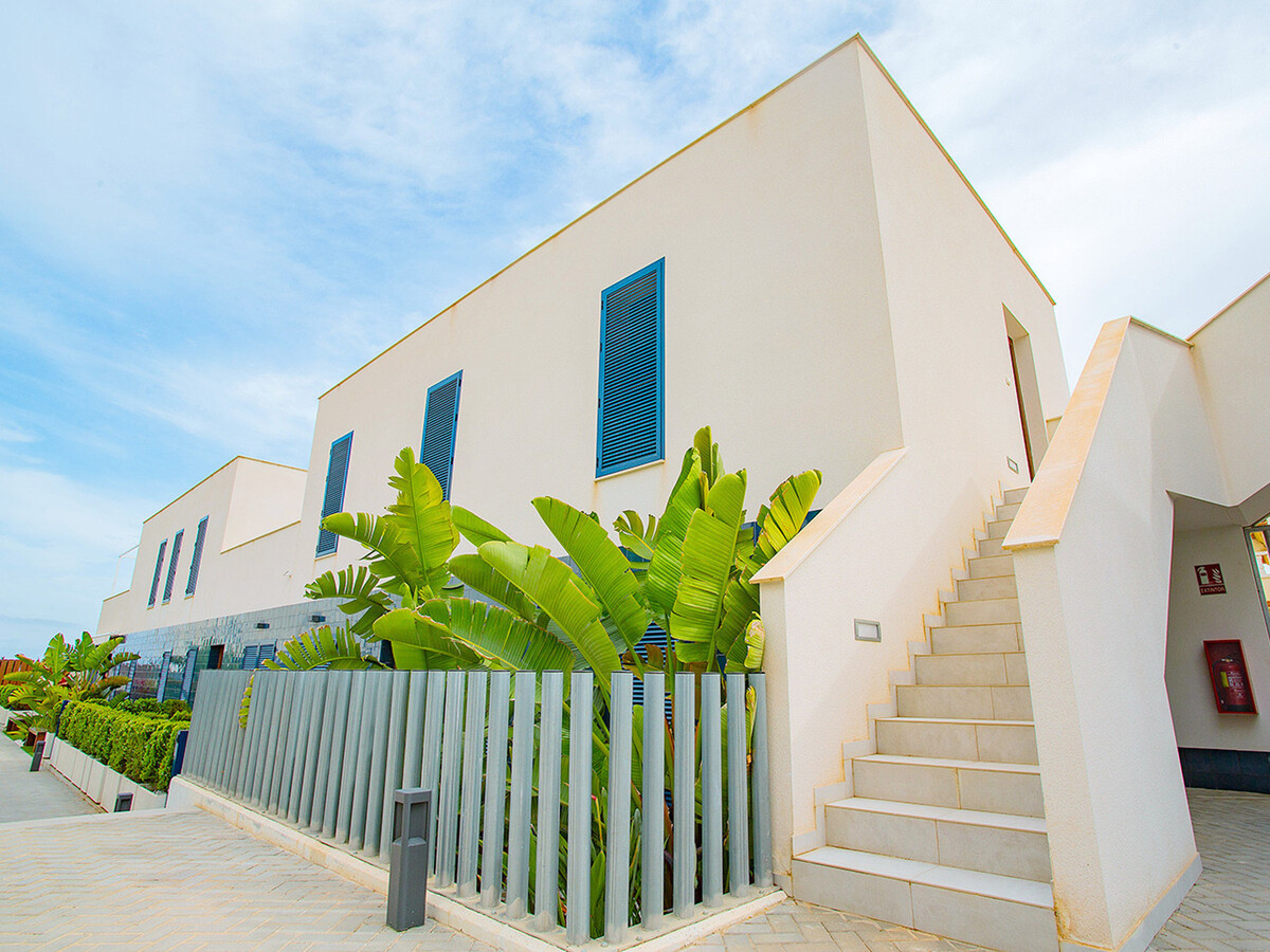 Bungalow 65m² avec terrasse, barbecue et piscine à Cabo Roig - Photo 10