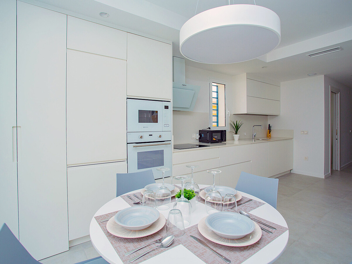 Bungalow 65m² avec terrasse, barbecue et piscine à Cabo Roig - Photo 22