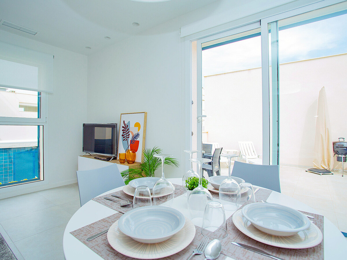 Bungalow 65m² avec terrasse, barbecue et piscine à Cabo Roig - Photo 25