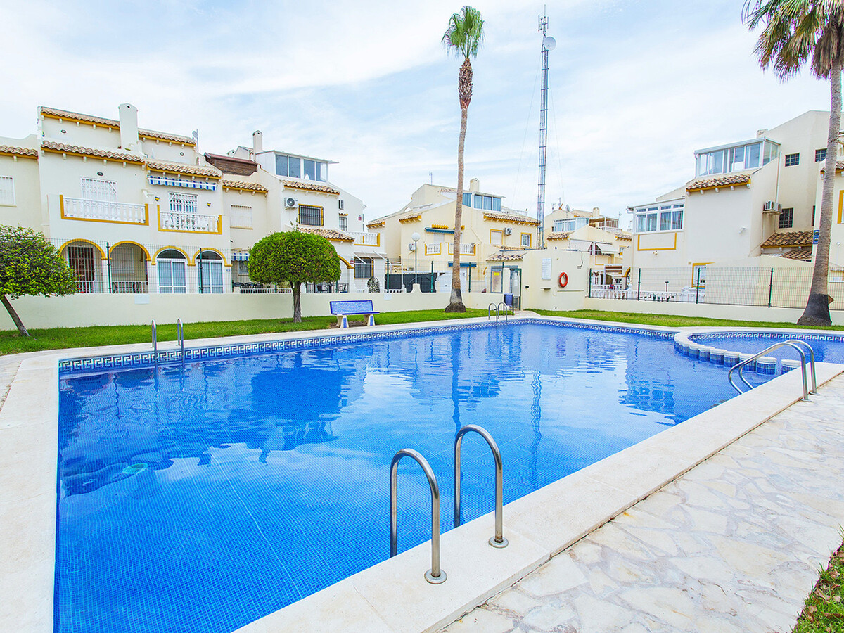 Maison 65 m² climatisée avec piscine, 2 km plage - Photo 6