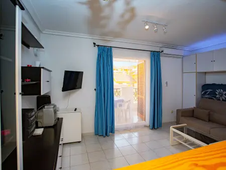 Studio 34 m² avec piscine à La Mata, 100 m plage : photo 12
