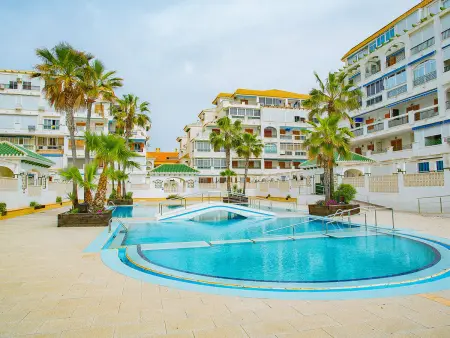 Studio 34 m² avec piscine à La Mata, 100 m plage : photo 32