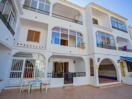 Appartement 78m² terrasse et piscine à Torrevieja : photo 24