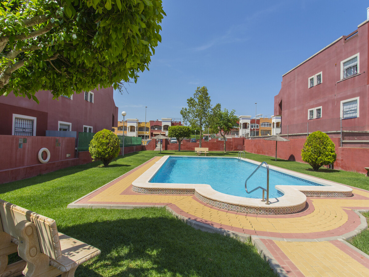 Bungalow 4 pers. à 15 m de la piscine - Dehesa de Campoamor - Photo 3