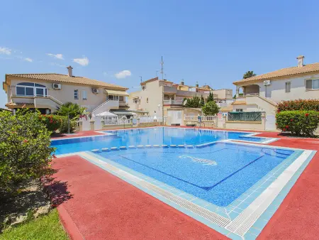 Appartement 2 chambres avec terrasse et piscine à Torrevieja : photo 1