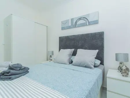 Appartement 2 chambres avec terrasse et piscine à Torrevieja : photo 21