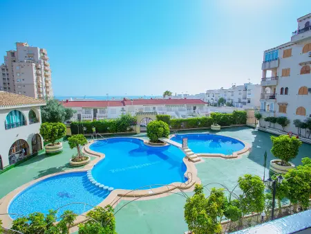 Studio 28m² clim & piscine à Torrevieja, 700m plage : photo 1