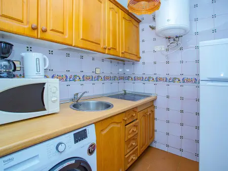 Studio 28m² clim & piscine à Torrevieja, 700m plage : photo 3