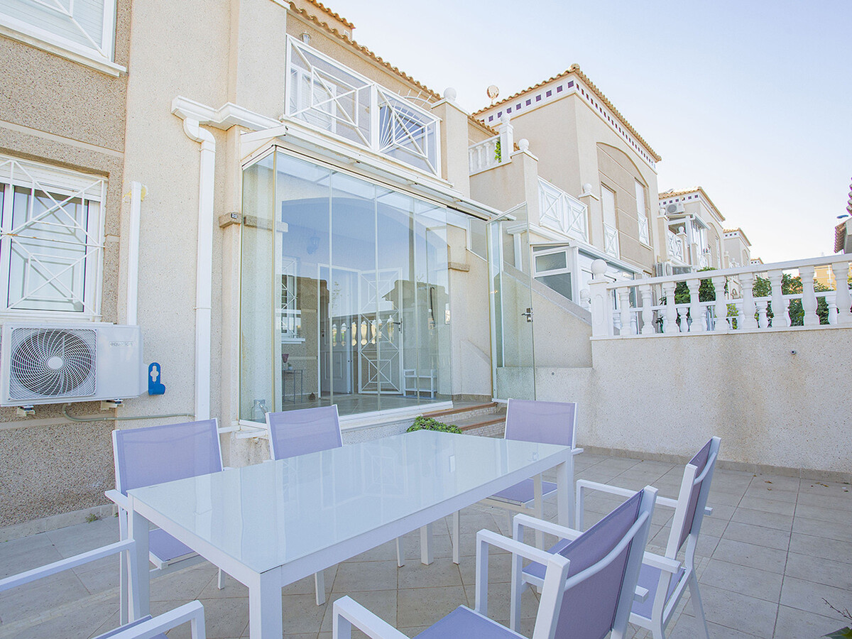 Maison 59 m² avec piscine collective à Torrevieja - Photo 4