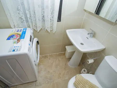 Appartement 75 m² vue mer, solarium privé - 7 pers. : photo 9