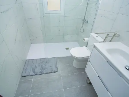 Appartement 75 m² vue mer, solarium privé - 7 pers. : photo 24