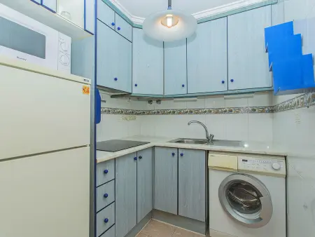 Appartement 42m² avec balcon, 220m de la plage : photo 4