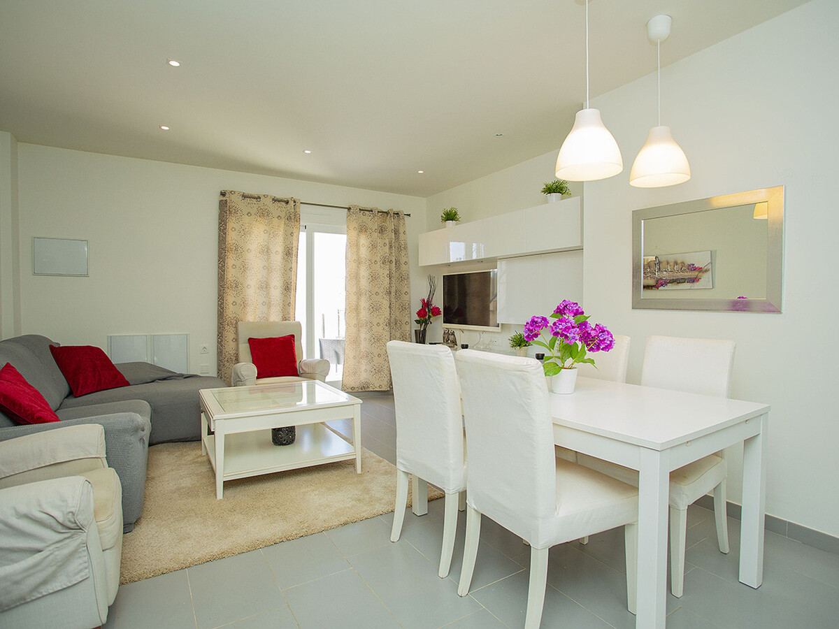 Bungalow 50 m² avec terrasse et piscine à Torrevieja - Photo 2