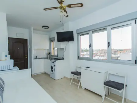 Studio rénové vue ville à Torrevieja : photo 10